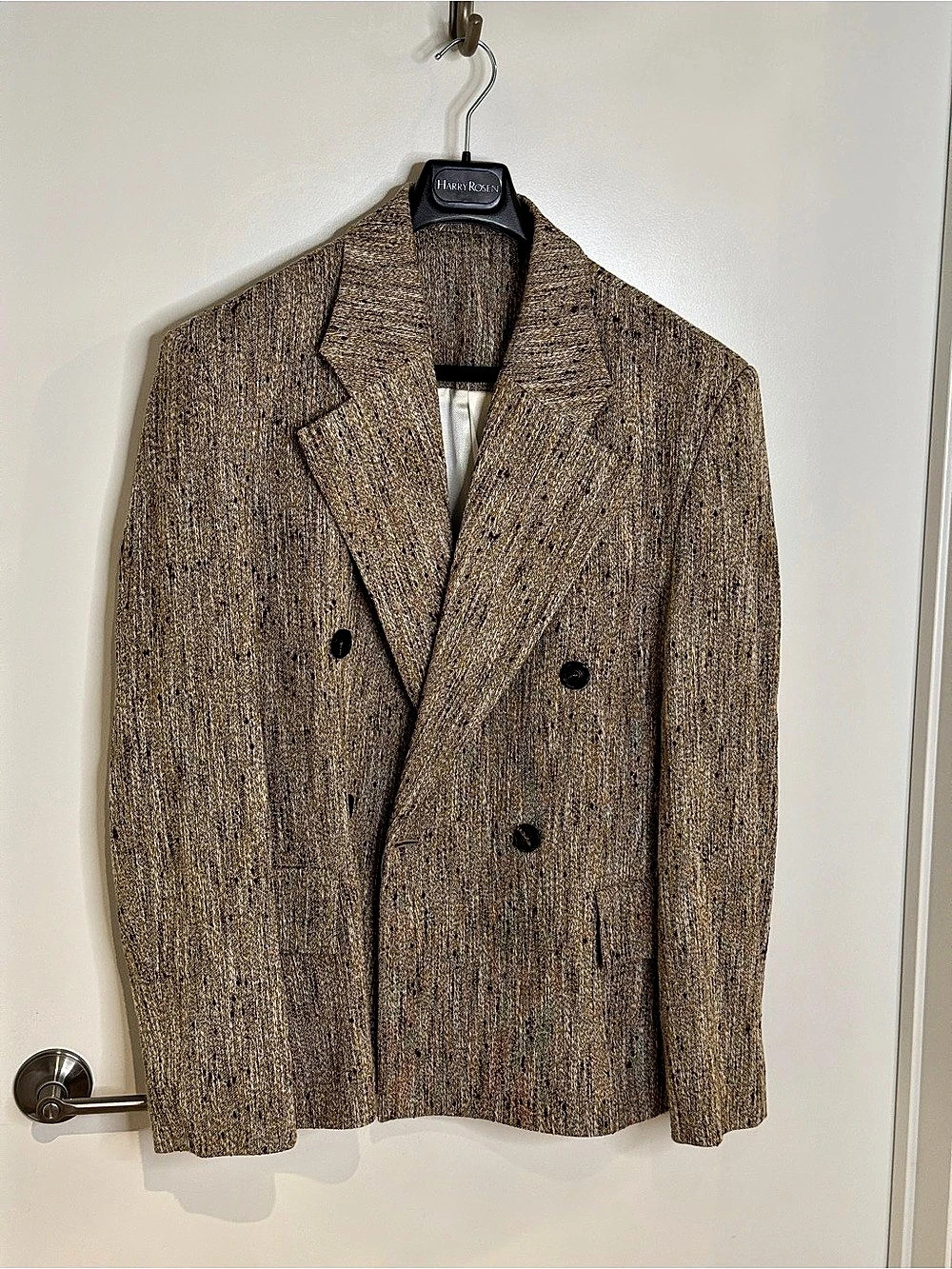 Séfr suit